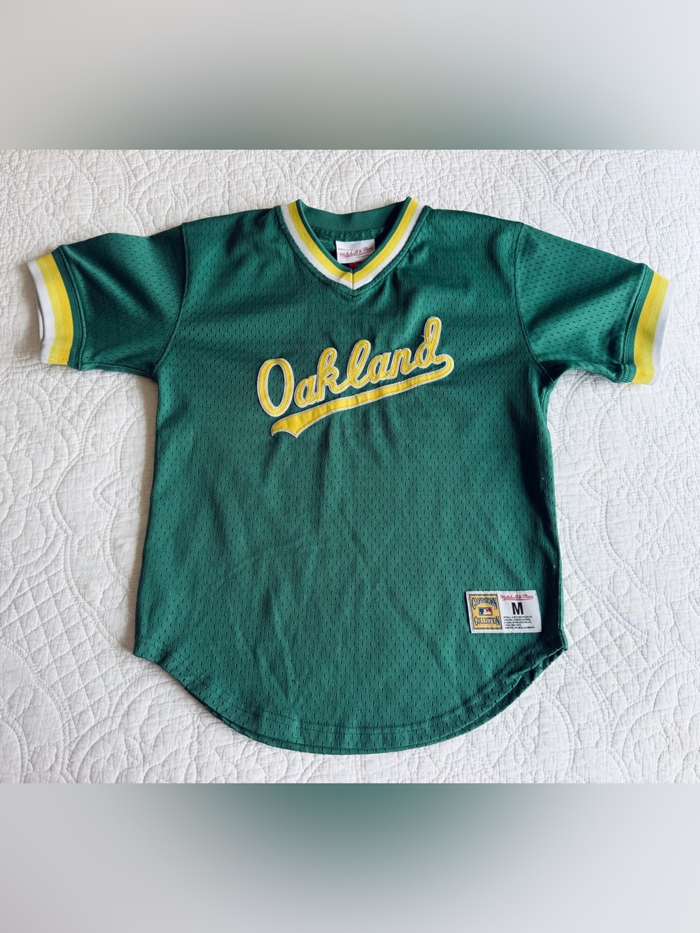 Mitchell & Ness Cooperstown Oakland Athletics Mesh Baseball Jersey Green Youth M